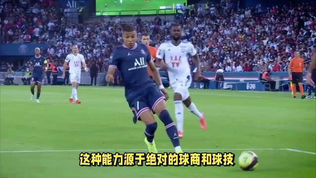 莱万多夫斯基迎来七赛季高光表现，加拿大队球迷沸腾！